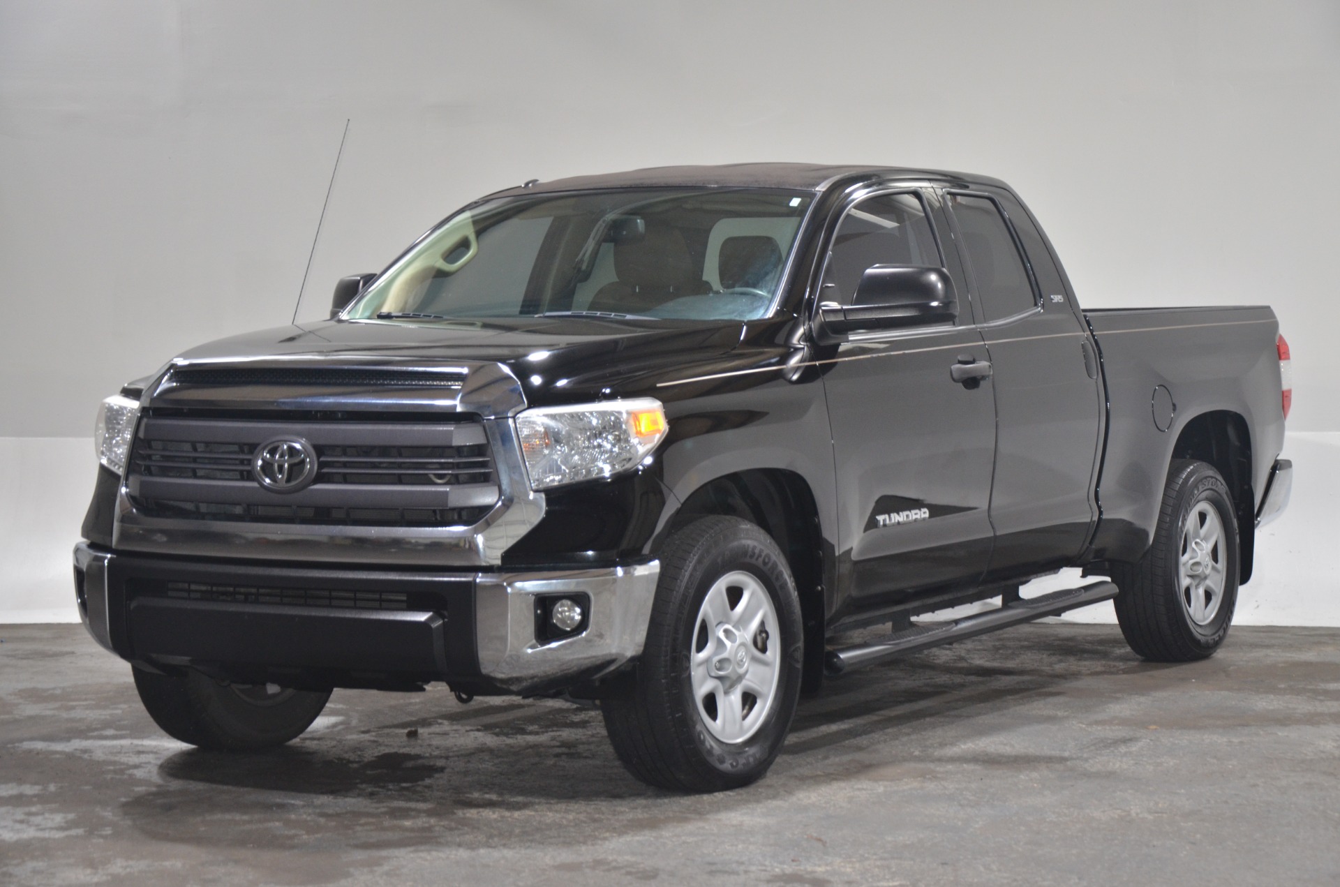 Used 2015 Toyota Tundra SR5 For Sale (Sold) | Car Xoom Stock #092886